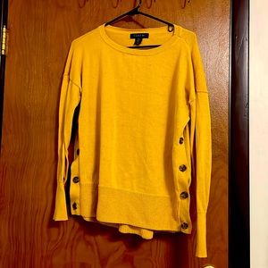 Adorable yellow sweater!!!